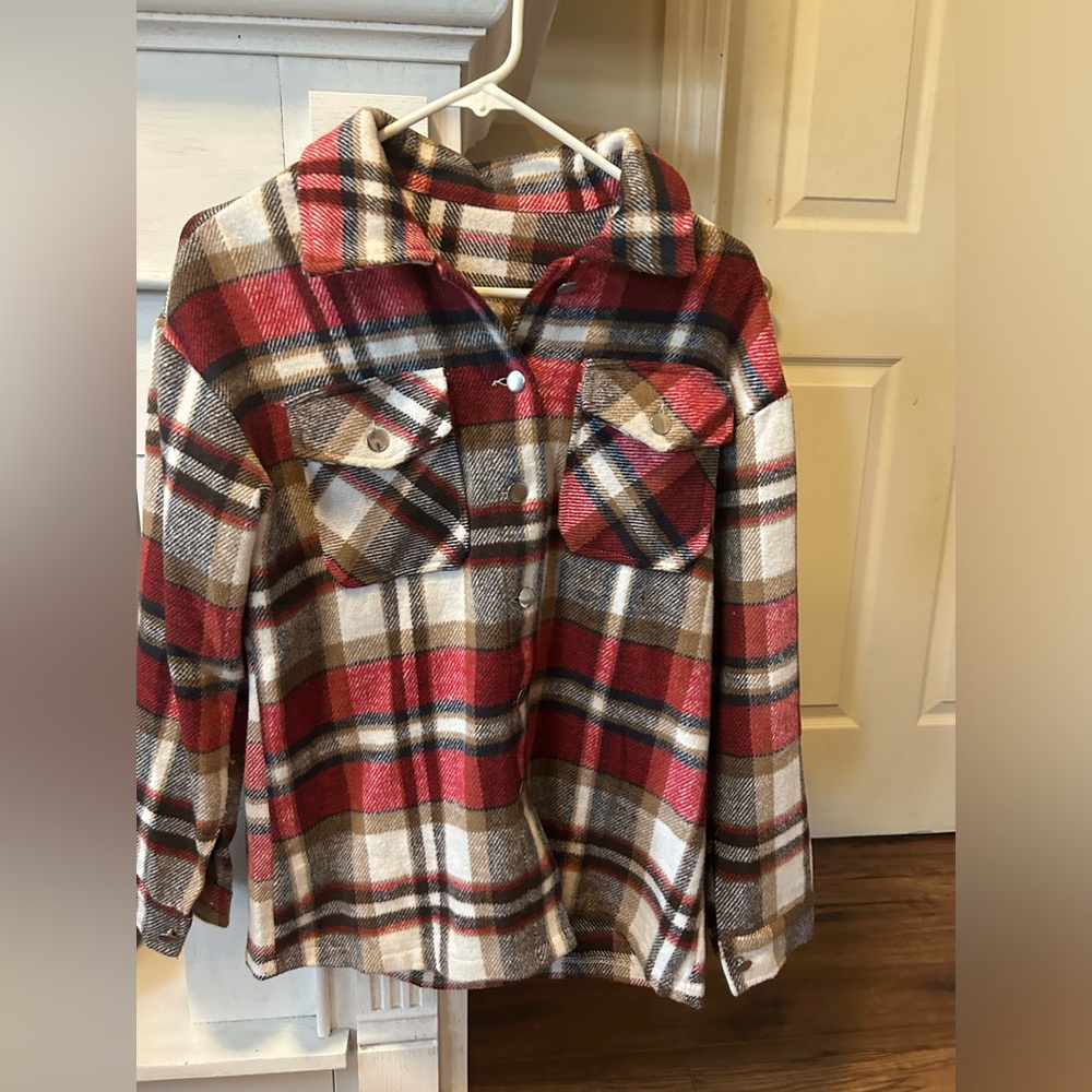 Boutique shacket size small